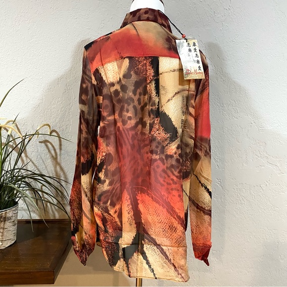 NWT Da-Nang Silk Abstract Print Button Up Blouse, M - Picture 7 of 15